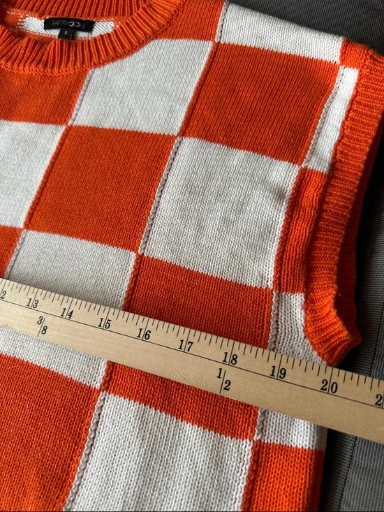 Papermoon Orange and White Checkerboard Crop Sweater Top - Picture 3 of 5